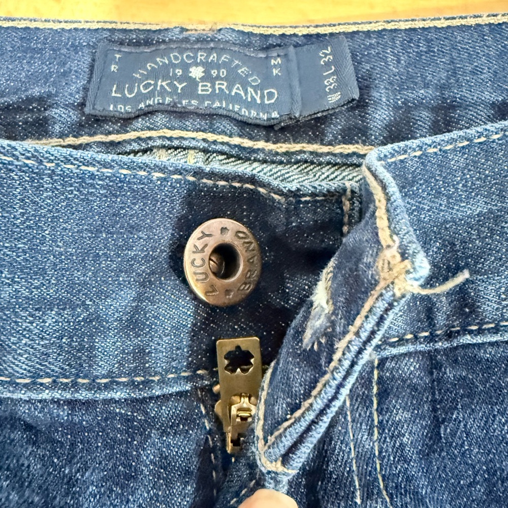 Lucky Brand Men's medium wash 221 Straight leg Jeans‎ 38x32 - Picture 5 of 12